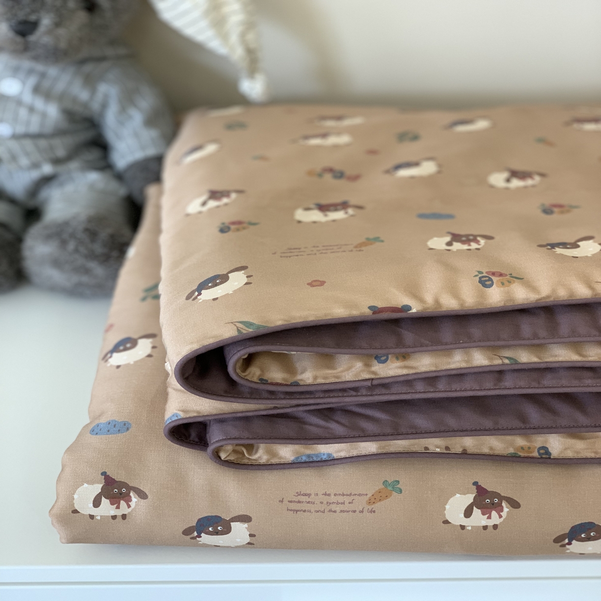 91家纺网 家纺一手货源 找家纺 汇庭 2025春夏新款蔓莎夏被系列夏凉被空调被单夏被 雪莉咖