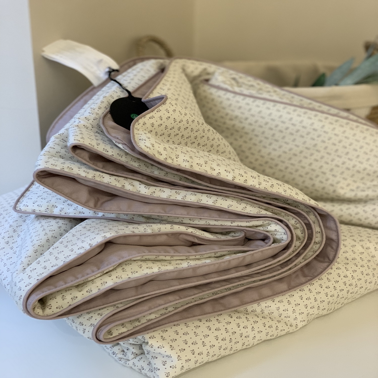 91家纺网 家纺一手货源 找家纺 汇庭 2025春夏新款蔓莎夏被系列夏凉被空调被单夏被 亚菲