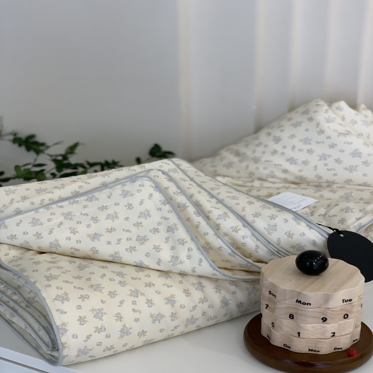 91家纺网 家纺一手货源 找家纺 汇庭 2025春夏新款蔓莎夏被系列夏凉被空调被单夏被 伊莎绿