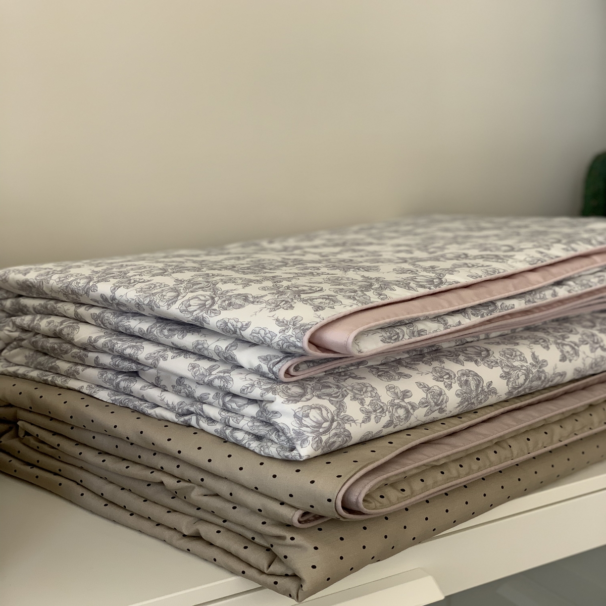 91家纺网 家纺一手货源 找家纺 汇庭 2025春夏新款蔓莎夏被系列夏凉被空调被单夏被 组合图仅供参考