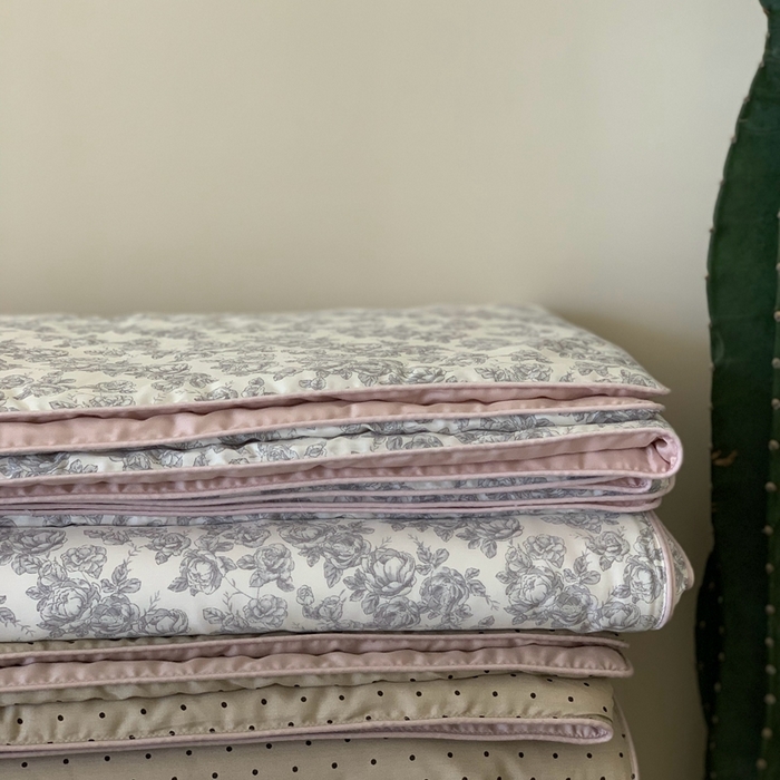 91家纺网 家纺一手货源 找家纺 （总）汇庭 2025春夏新款蔓莎夏被系列夏凉被空调被单夏被