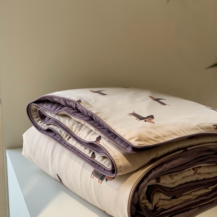 91家纺网 家纺一手货源 找家纺 汇庭 2025春夏新款蔓莎夏被系列夏凉被空调被单夏被 巴迪狗