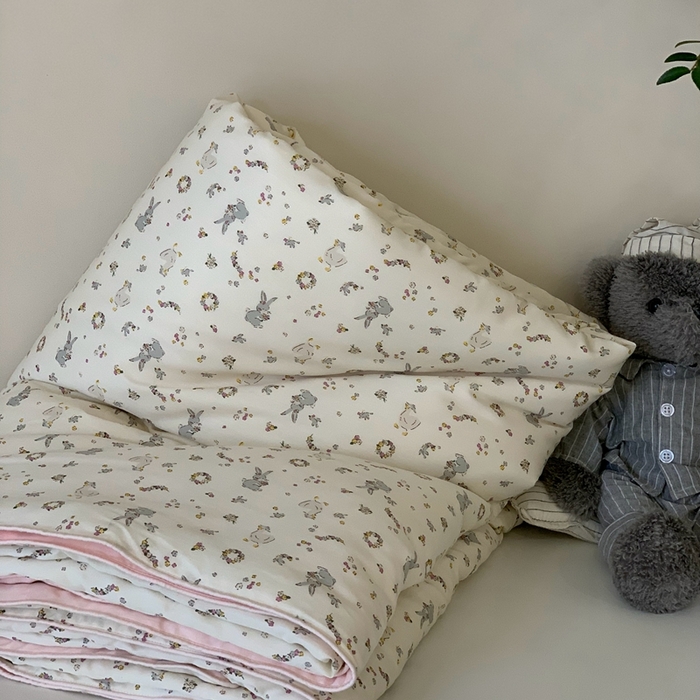 91家纺网 家纺一手货源 找家纺 汇庭 2025春夏新款蔓莎夏被系列夏凉被空调被单夏被 百莉粉