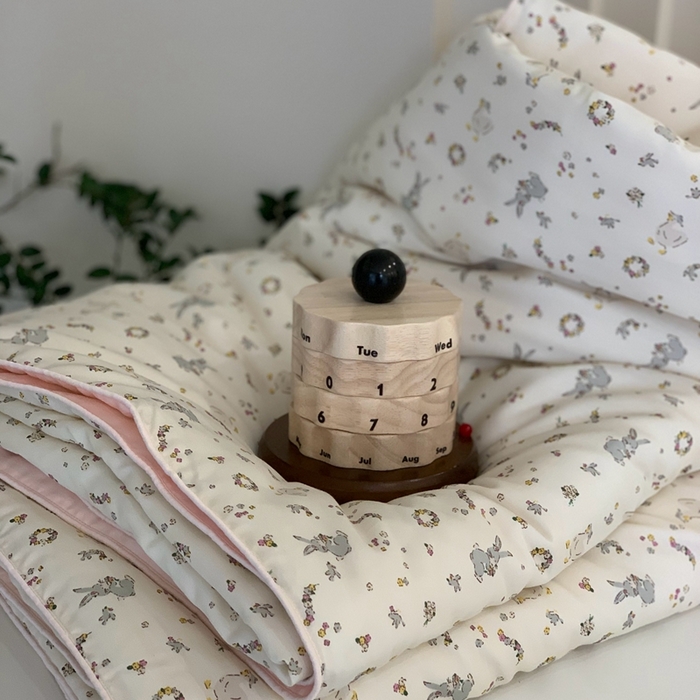 91家纺网 家纺一手货源 找家纺 汇庭 2025春夏新款蔓莎夏被系列夏凉被空调被单夏被 百莉粉