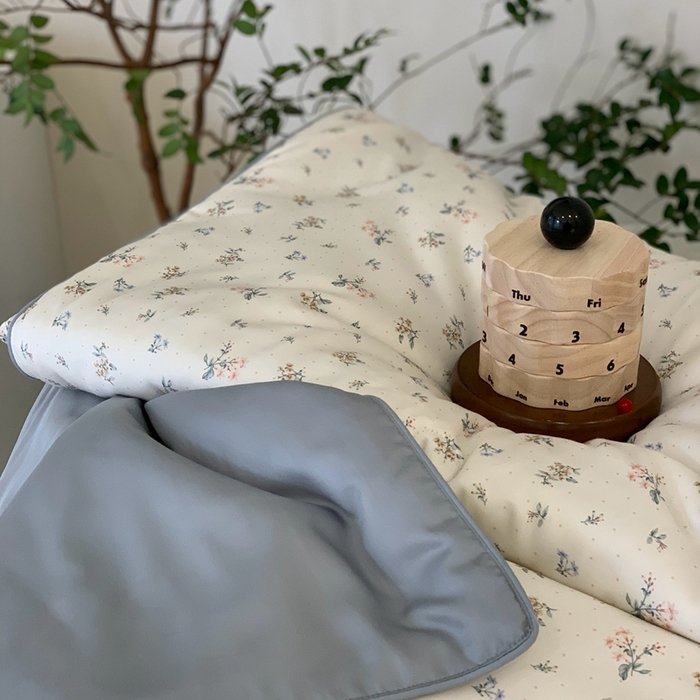 91家纺网 家纺一手货源 找家纺 汇庭 2025春夏新款蔓莎夏被系列夏凉被空调被单夏被 半夏蓝