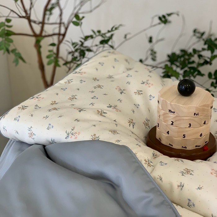 91家纺网 家纺一手货源 找家纺 汇庭 2025春夏新款蔓莎夏被系列夏凉被空调被单夏被 半夏蓝