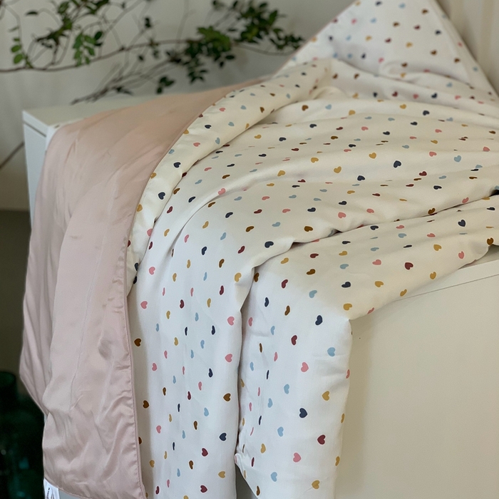 91家纺网 家纺一手货源 找家纺 汇庭 2025春夏新款蔓莎夏被系列夏凉被空调被单夏被 粉心情