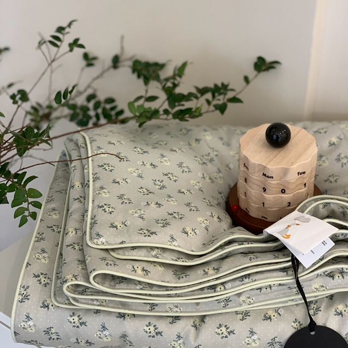 91家纺网 家纺一手货源 找家纺 汇庭 2025春夏新款蔓莎夏被系列夏凉被空调被单夏被 绿珍妮