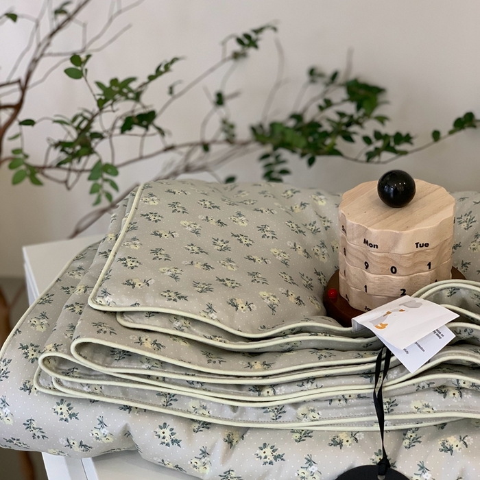 91家纺网 家纺一手货源 找家纺 汇庭 2025春夏新款蔓莎夏被系列夏凉被空调被单夏被 绿珍妮