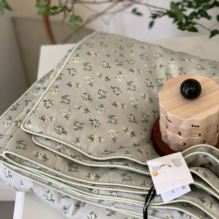 91家纺网 家纺一手货源 找家纺 汇庭 2025春夏新款蔓莎夏被系列夏凉被空调被单夏被 绿珍妮