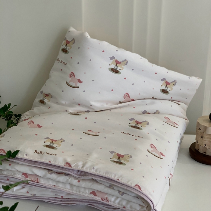 91家纺网 家纺一手货源 找家纺 汇庭 2025春夏新款蔓莎夏被系列夏凉被空调被单夏被 小马粉