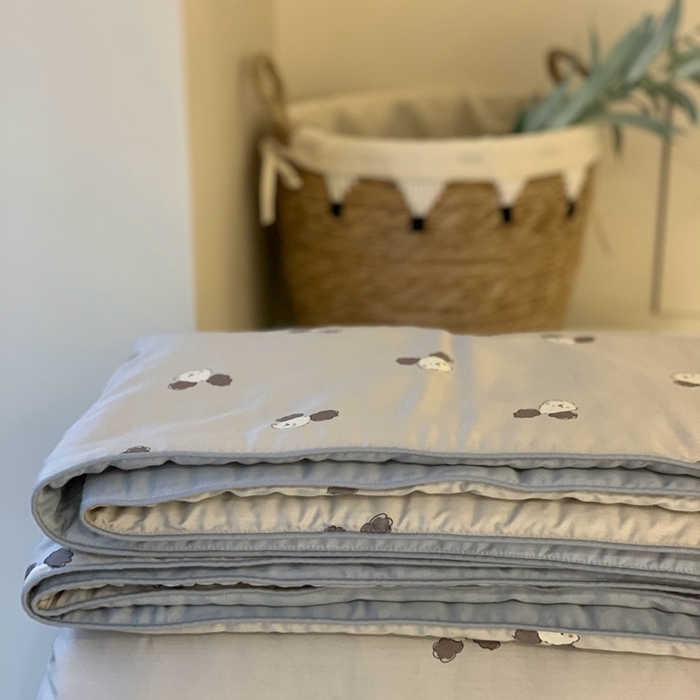 91家纺网 家纺一手货源 找家纺 汇庭 2025春夏新款蔓莎夏被系列夏凉被空调被单夏被 米奇灰