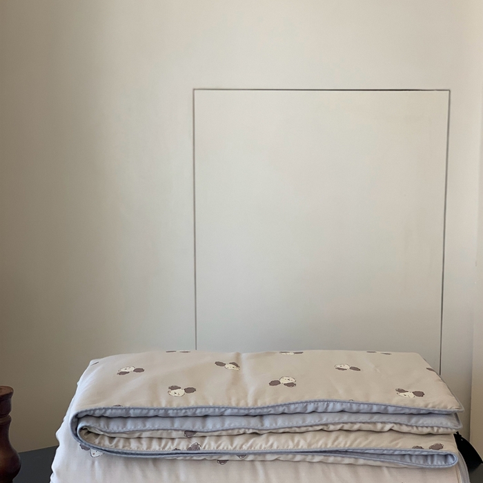 91家纺网 家纺一手货源 找家纺 汇庭 2025春夏新款蔓莎夏被系列夏凉被空调被单夏被 米奇灰