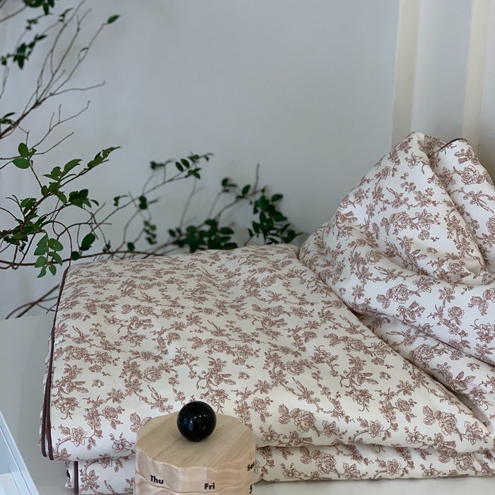 91家纺网 家纺一手货源 找家纺 汇庭 2025春夏新款蔓莎夏被系列夏凉被空调被单夏被 山茶咖