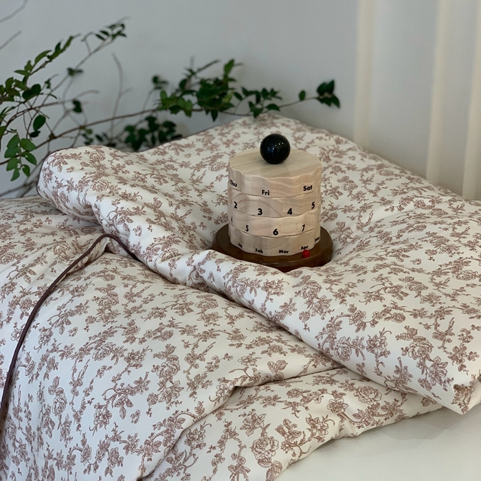 91家纺网 家纺一手货源 找家纺 汇庭 2025春夏新款蔓莎夏被系列夏凉被空调被单夏被 山茶咖