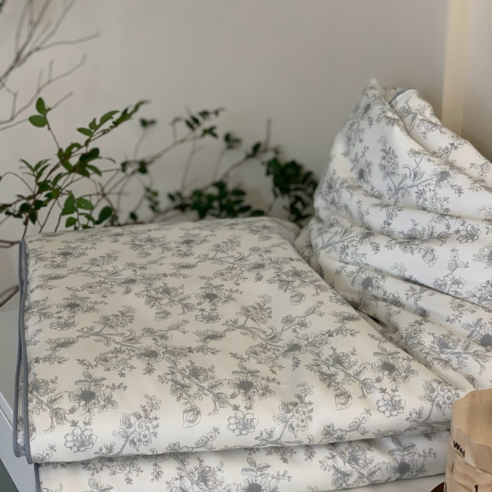 91家纺网 家纺一手货源 找家纺 汇庭 2025春夏新款蔓莎夏被系列夏凉被空调被单夏被 山茶兰