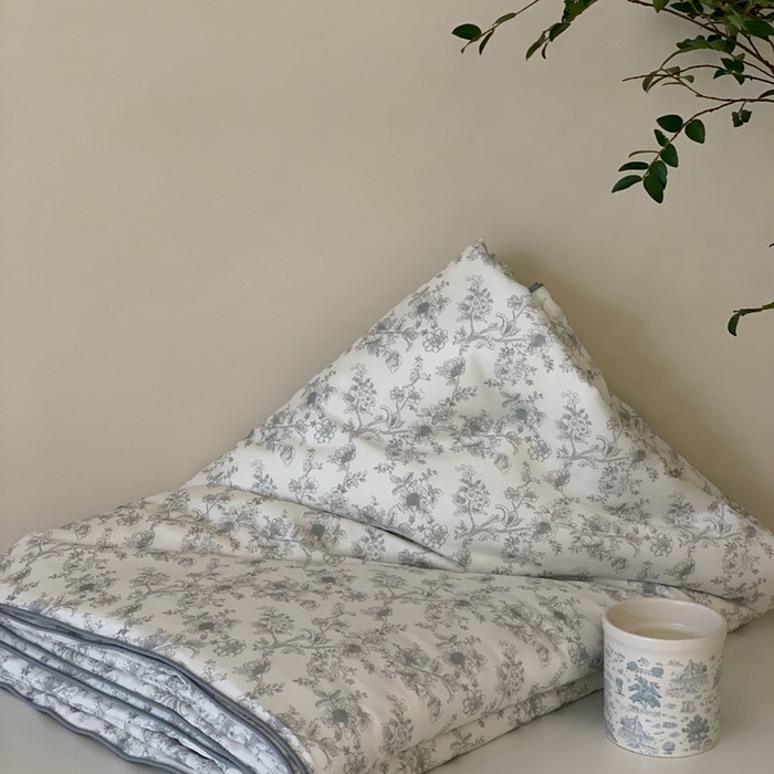 91家纺网 家纺一手货源 找家纺 汇庭 2025春夏新款蔓莎夏被系列夏凉被空调被单夏被 山茶兰