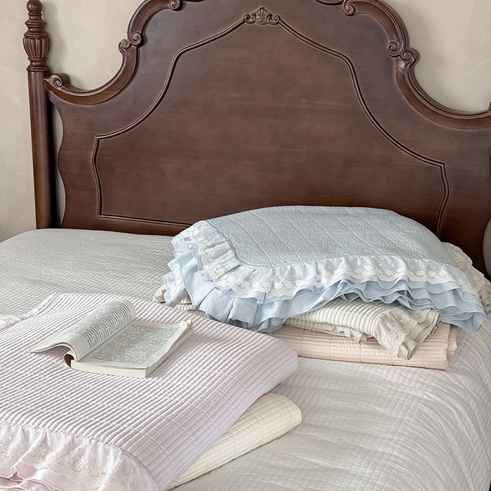 91家纺网 家纺一手货源 找家纺 汇庭 2025新款洛可可花边床盖三件套系列 组合叠拍图仅供参考