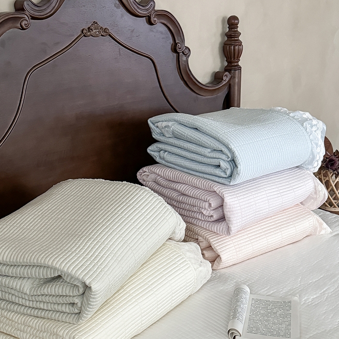 91家纺网 家纺一手货源 找家纺 汇庭 2025新款洛可可花边床盖三件套系列 组合叠拍图仅供参考