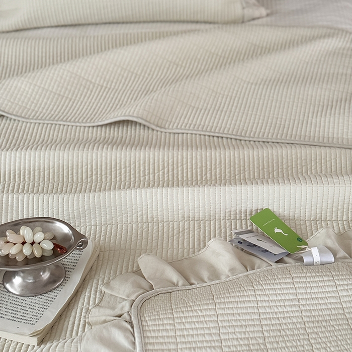 91家纺网 家纺一手货源 找家纺 汇庭 2025新款洛可可花边床盖三件套系列 洛可薄荷