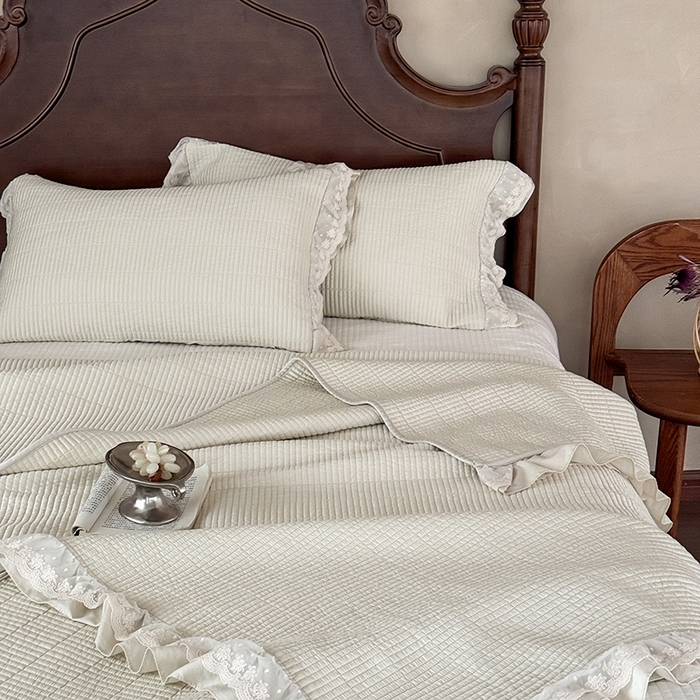 91家纺网 家纺一手货源 找家纺 汇庭 2025新款洛可可花边床盖三件套系列 洛可薄荷