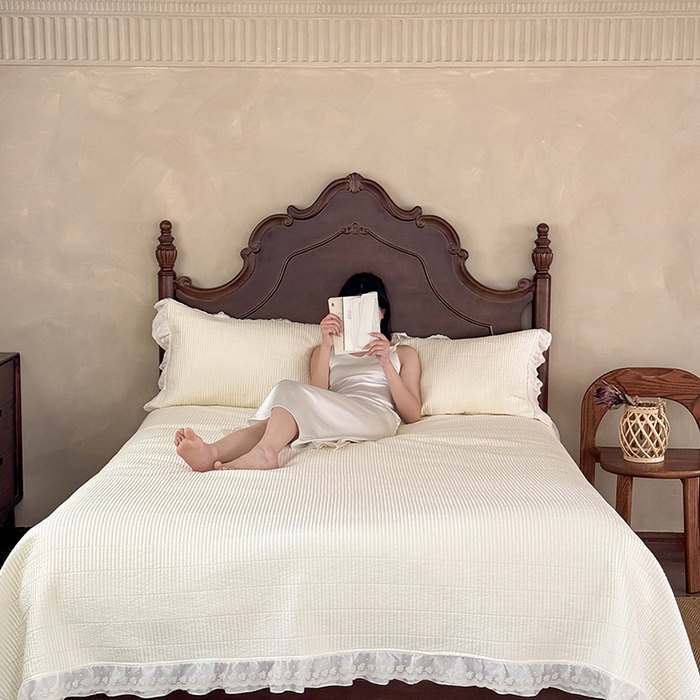 91家纺网 家纺一手货源 找家纺 汇庭 2025新款洛可可花边床盖三件套系列 洛可苏白