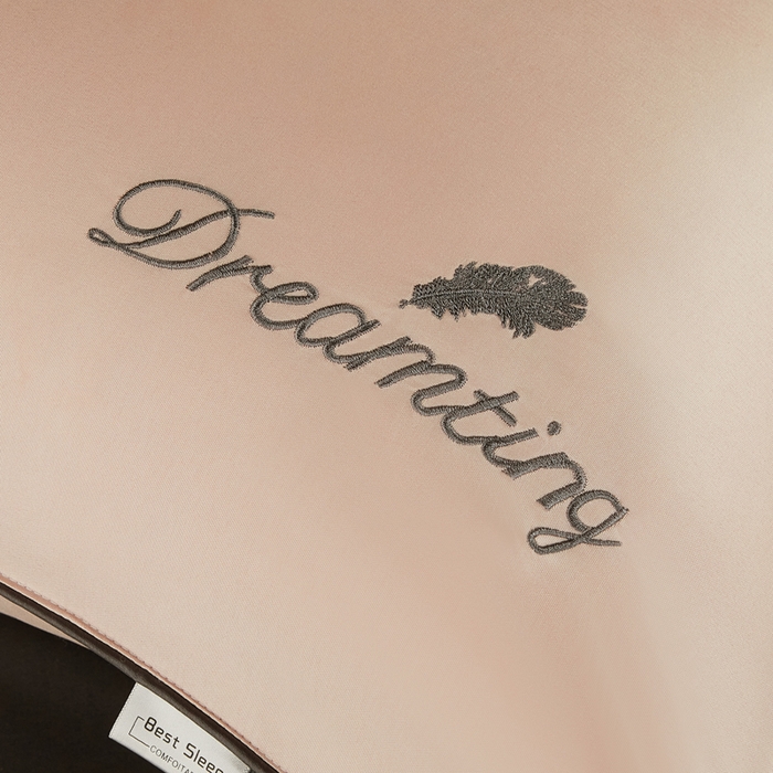 91家纺网 家纺一手货源 找家纺 合纵跨境工厂 2025新款纯色专版花型枕芯跨境外贸JIT一件代发TEMU亚马逊希音包过核价冰丝刺绣羽丝枕头 浅豆沙 单边48x74cm低枕