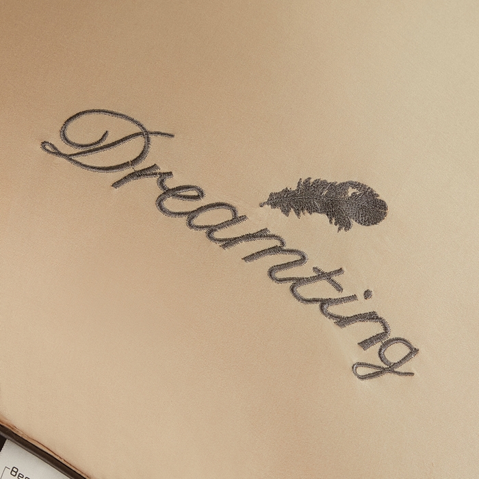 91家纺网 家纺一手货源 找家纺 合纵跨境工厂 2025新款纯色专版花型枕芯跨境外贸JIT一件代发TEMU亚马逊希音包过核价冰丝刺绣羽丝枕头 富贵金 单边48x74cm中枕