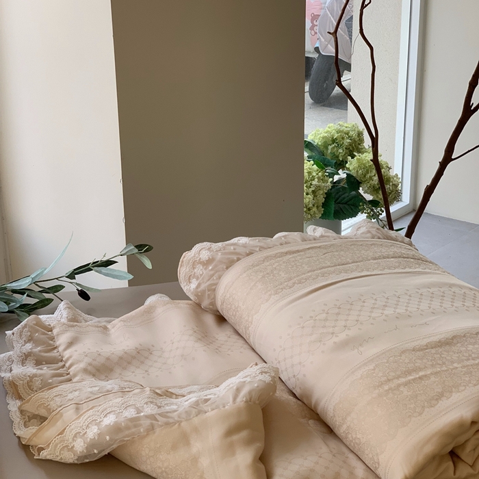 91家纺网 家纺一手货源 找家纺 汇庭 2025春夏新款洛可可夏被系列夏凉被空调被单夏被 咖色