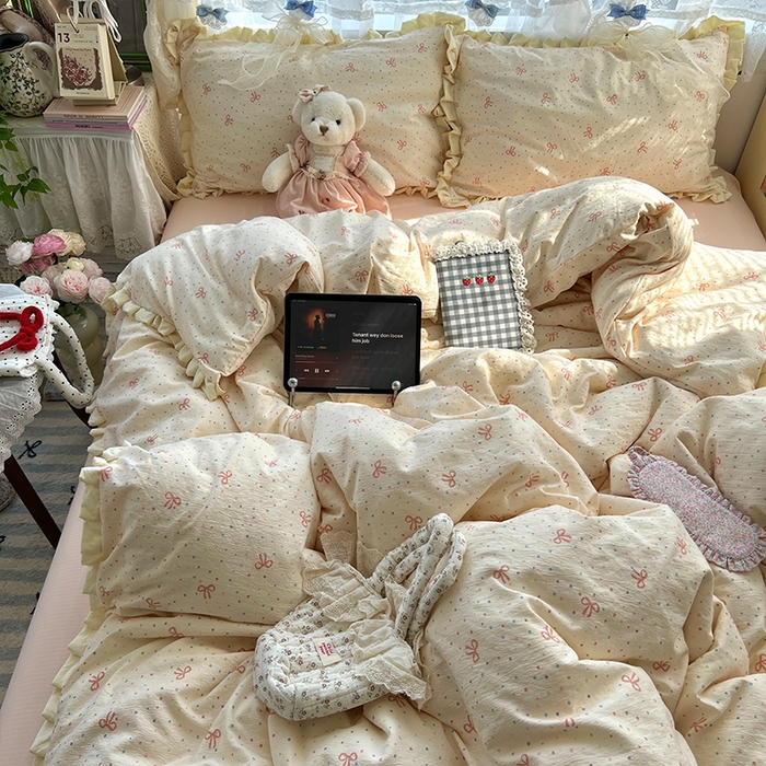 91家纺网 家纺一手货源 找家纺 原素 2025少女心云感双层纱皱皱边花卉四件套 波点蝴蝶结