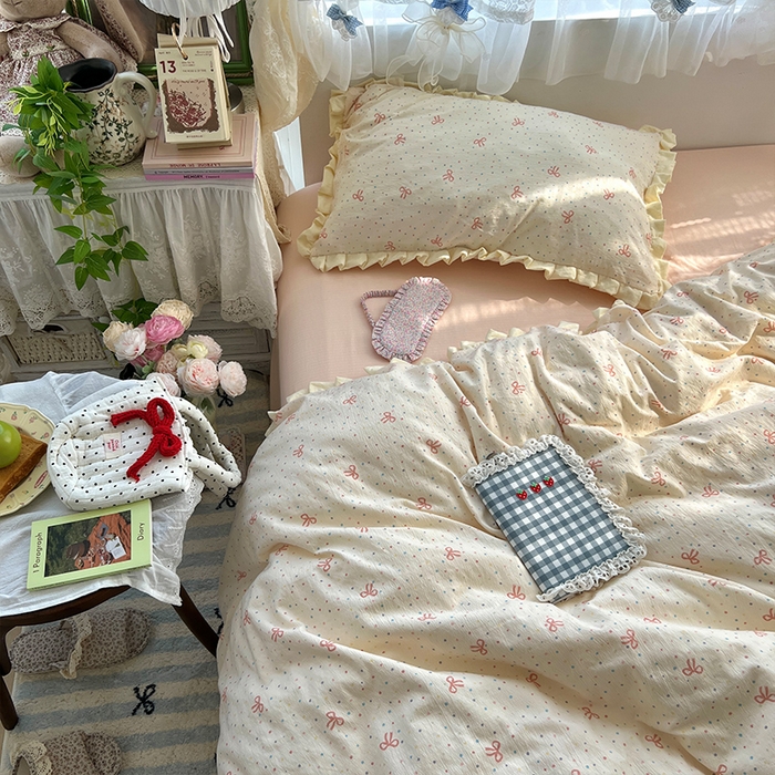 91家纺网 家纺一手货源 找家纺 原素 2025少女心云感双层纱皱皱边花卉四件套 波点蝴蝶结