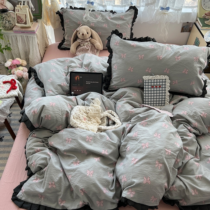 91家纺网 家纺一手货源 找家纺 原素 2025少女心云感双层纱皱皱边花卉四件套 蝴蝶结粉