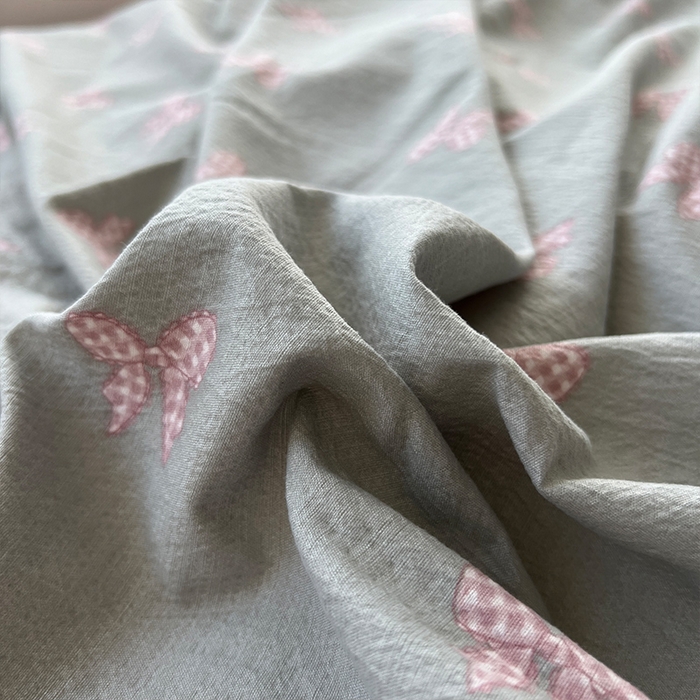 91家纺网 家纺一手货源 找家纺 原素 2025少女心云感双层纱皱皱边花卉四件套 蝴蝶结粉