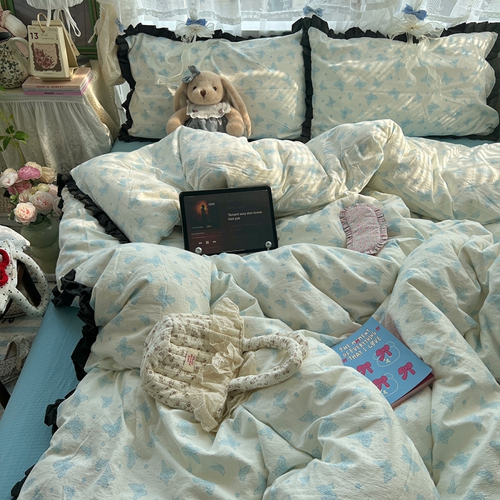 91家纺网 家纺一手货源 找家纺 原素 2025少女心云感双层纱皱皱边花卉四件套 蝴蝶兰