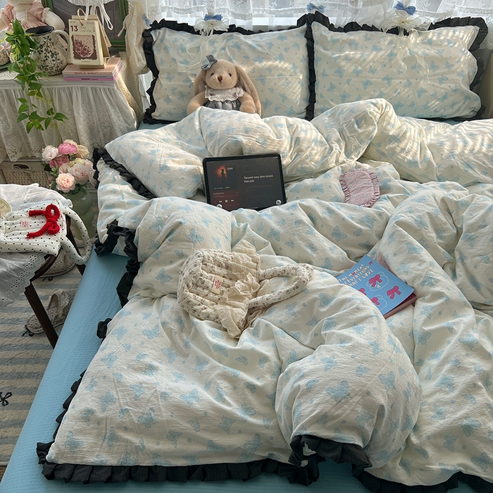 91家纺网 家纺一手货源 找家纺 原素 2025少女心云感双层纱皱皱边花卉四件套 蝴蝶兰