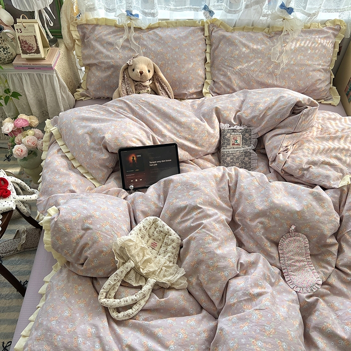 91家纺网 家纺一手货源 找家纺 原素 2025少女心云感双层纱皱皱边花卉四件套 花伴