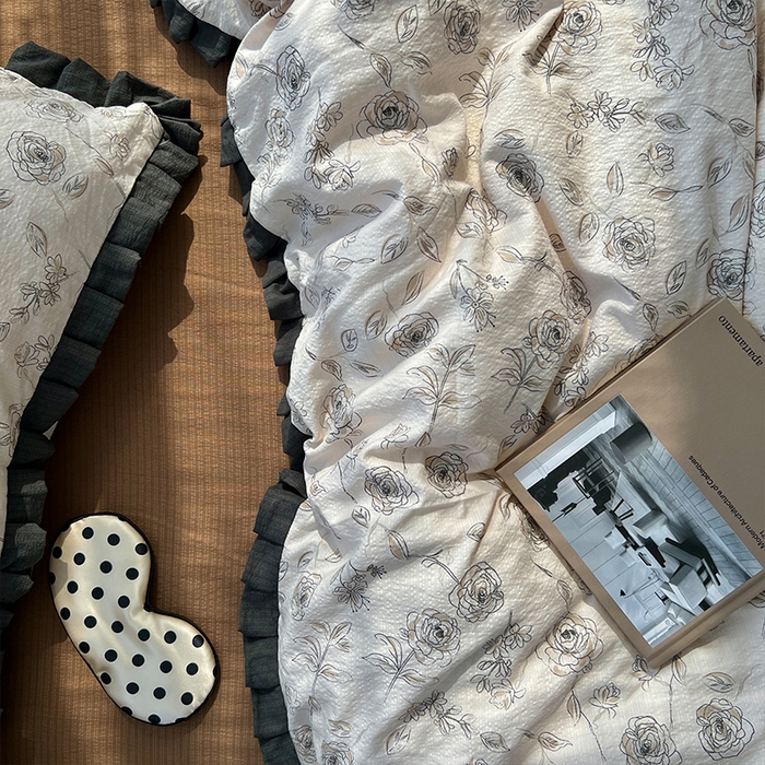 91家纺网 家纺一手货源 找家纺 原素 2025少女心云感双层纱皱皱边花卉四件套 花期