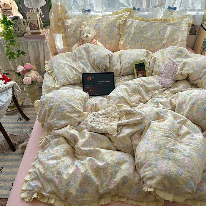 91家纺网 家纺一手货源 找家纺 原素 2025少女心云感双层纱皱皱边花卉四件套 曼塔-奶黄边