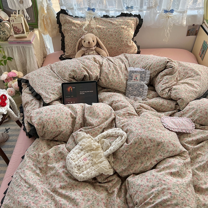 91家纺网 家纺一手货源 找家纺 原素 2025少女心云感双层纱皱皱边花卉四件套 玫瑰恋