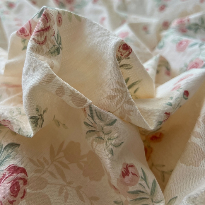 91家纺网 家纺一手货源 找家纺 原素 2025少女心云感双层纱皱皱边花卉四件套 魅影