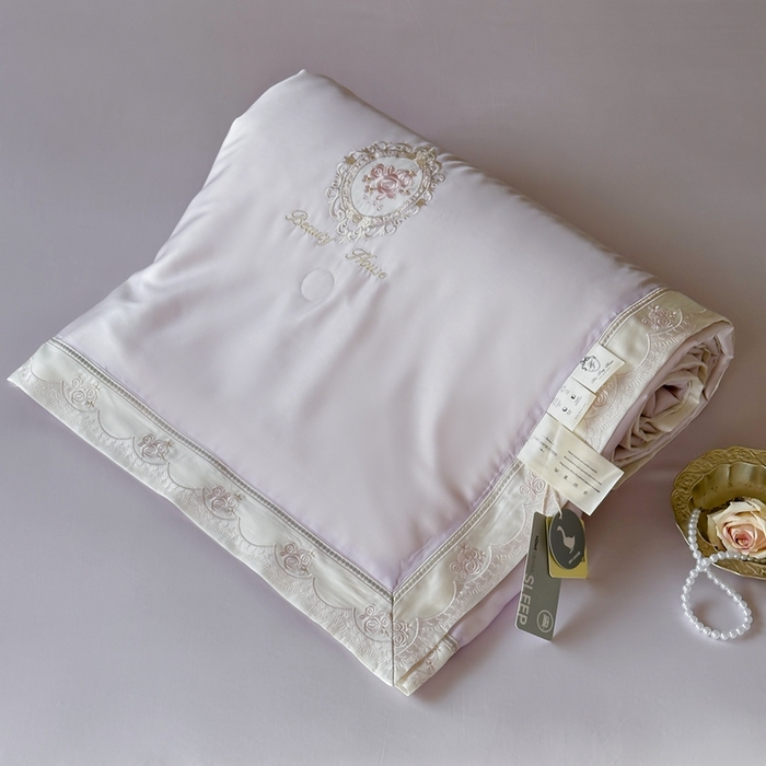 91家纺网 家纺一手货源 找家纺 汇庭 2025春夏新款繁华之间夏被系列夏凉被单夏被 紫色