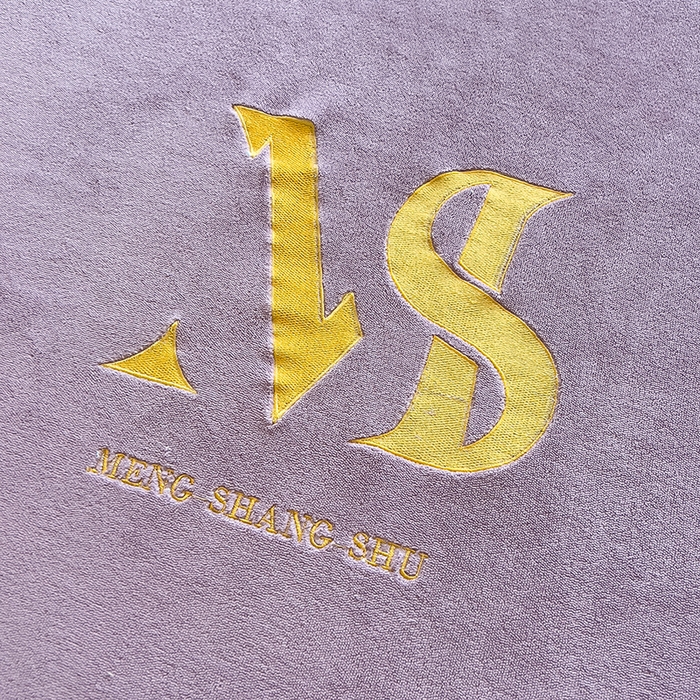 91家纺网 家纺一手货源 找家纺 合纵跨境工厂 2025新款加厚简约牛奶绒刺绣系列跨境外贸JIT一件代发TEMU亚马逊希音包过核价 床笠 桔梗紫