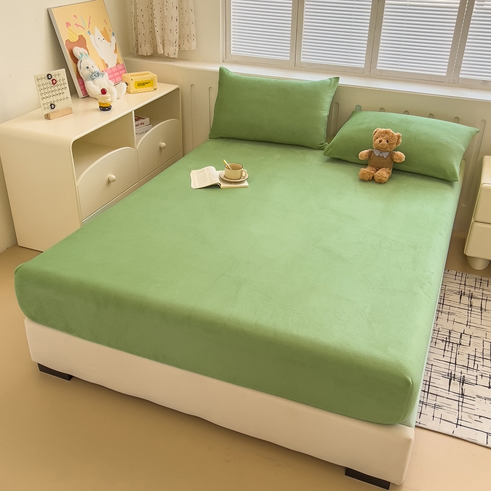 91家纺网 家纺一手货源 找家纺 合纵跨境工厂 2025新款加厚简约牛奶绒刺绣系列跨境外贸JIT一件代发TEMU亚马逊希音包过核价 床笠 松花绿