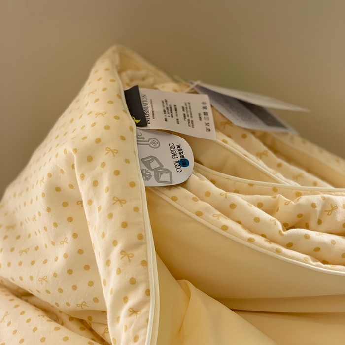 91家纺网 家纺一手货源 找家纺 汇庭 2025春夏新款双层纱凉感被系列夏凉被空调被单夏被 布丁黄