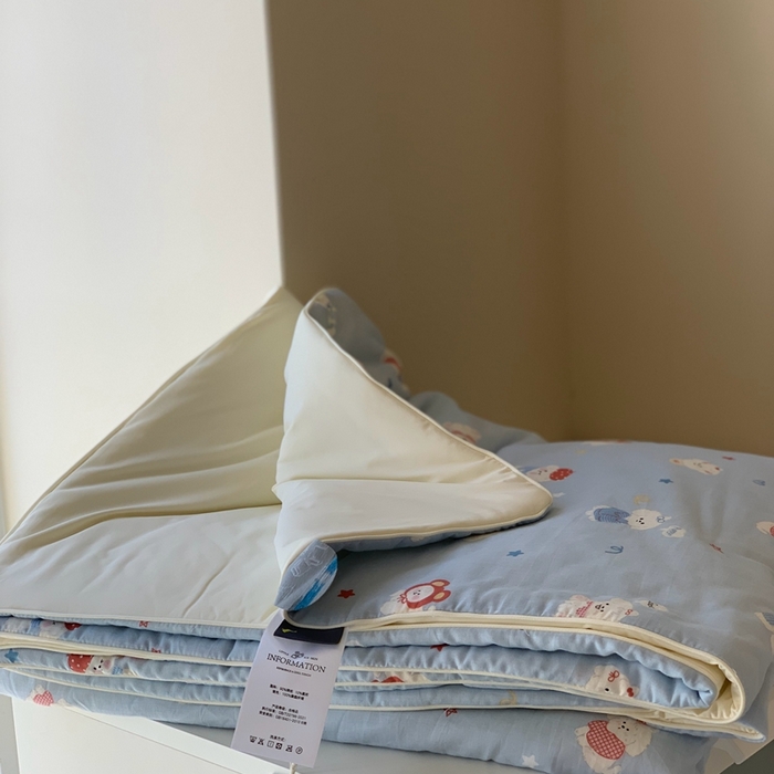 91家纺网 家纺一手货源 找家纺 汇庭 2025春夏新款双层纱凉感被系列夏凉被空调被单夏被 黄油小狗