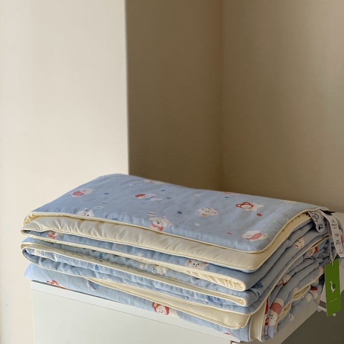 91家纺网 家纺一手货源 找家纺 汇庭 2025春夏新款双层纱凉感被系列夏凉被空调被单夏被 黄油小狗