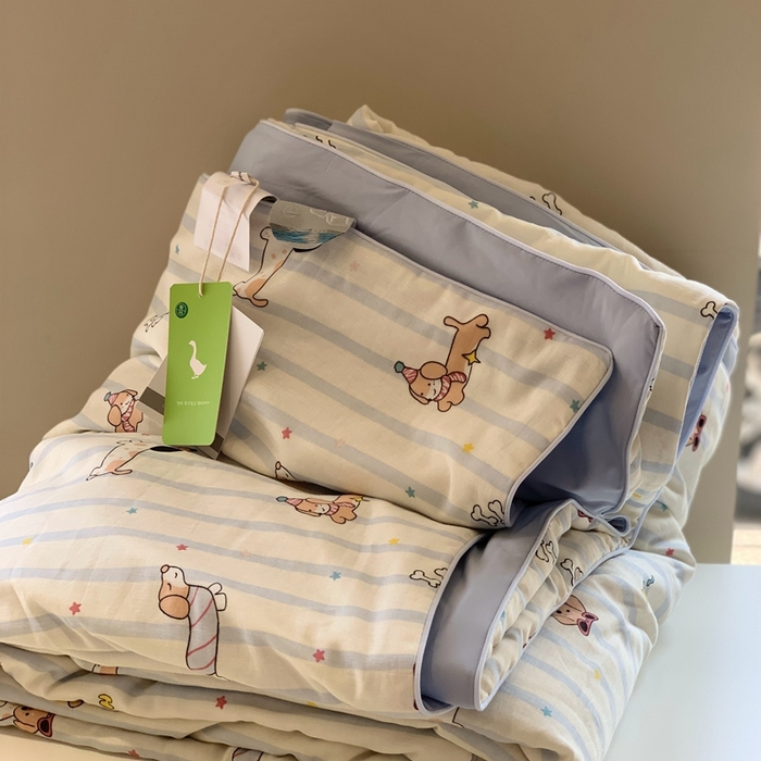 91家纺网 家纺一手货源 找家纺 汇庭 2025春夏新款双层纱凉感被系列夏凉被空调被单夏被 蓝调小狗