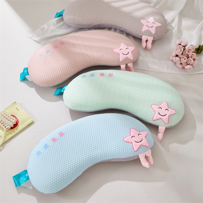 91家纺网 家纺一手货源 找家纺 芯洲 2025新款月牙形记忆枕卡通可爱星星萌趣夏季冰豆豆抱枕四季可用枕头枕芯-星心相印 组合图仅供展示 25x60cm/只