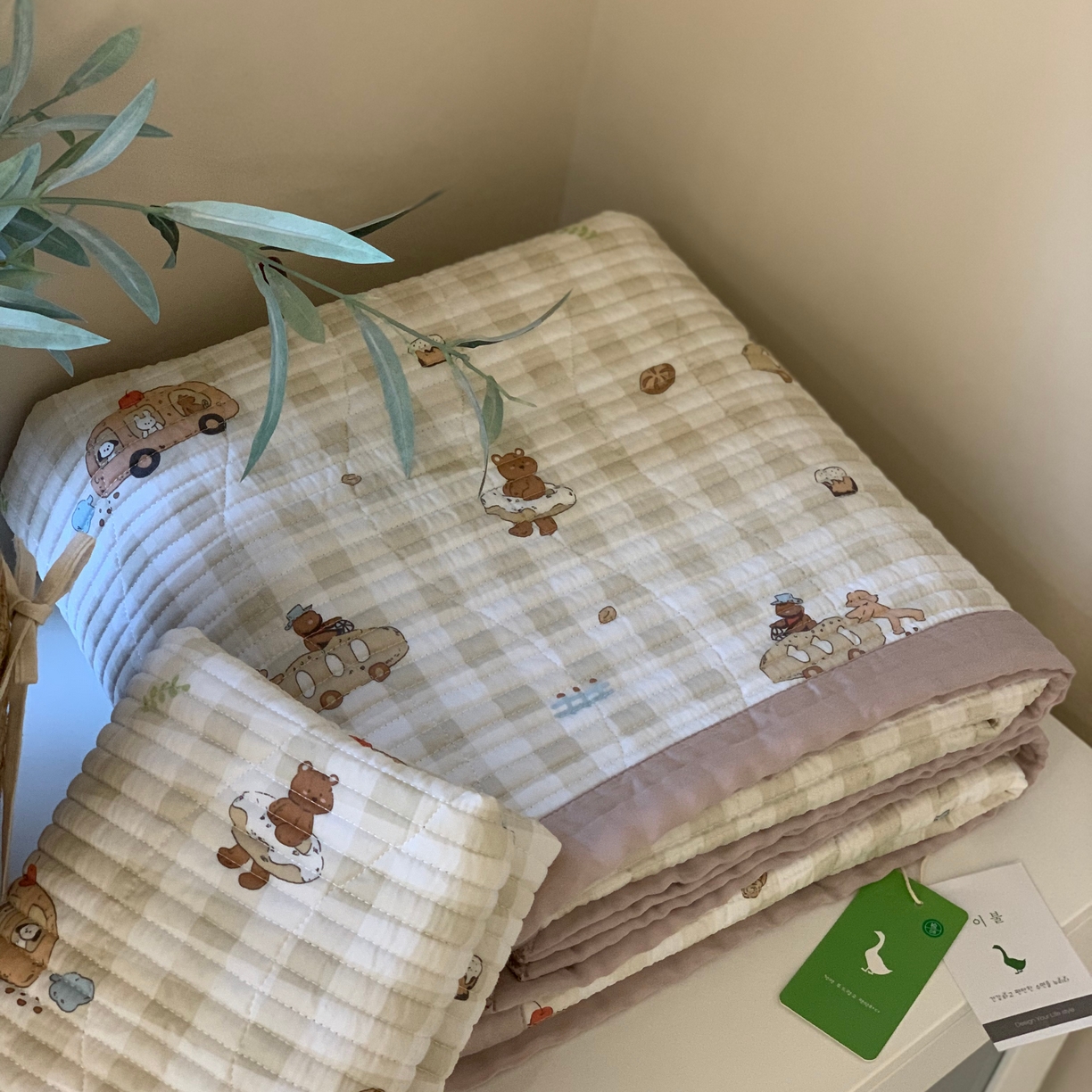 91家纺网 家纺一手货源 找家纺 汇庭 2025春夏新款莱赛尔床盖两件套系列 环游庄园