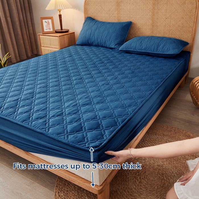 91家纺网 家纺一手货源 找家纺 （总）丝芙妮家居（原乐视家纺） 2025春夏新款外贸夹棉防水单床笠（50件起拿）